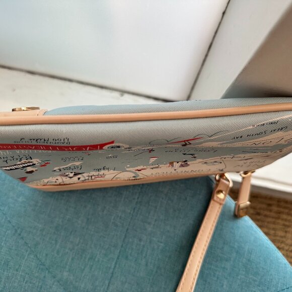 Spartina 449 Northeastern Harbors Scout Wristlet - Picture 4 of 10